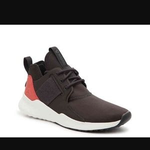 Reebook Dark Grey/ Coral Womens Training Shoe